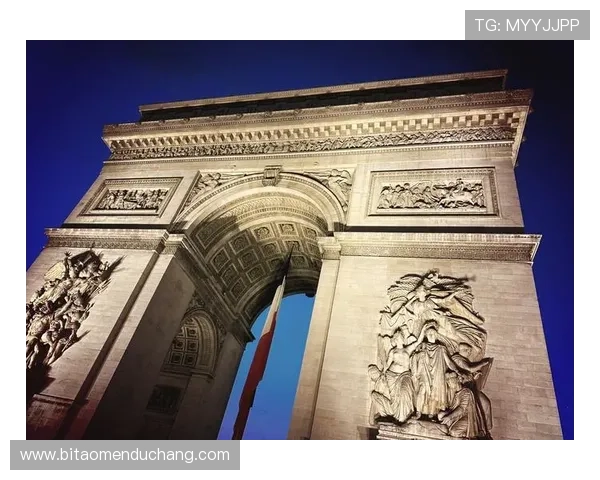 探索巴黎澳门人娱乐网站：链接法兰西与澳门文化的桥梁